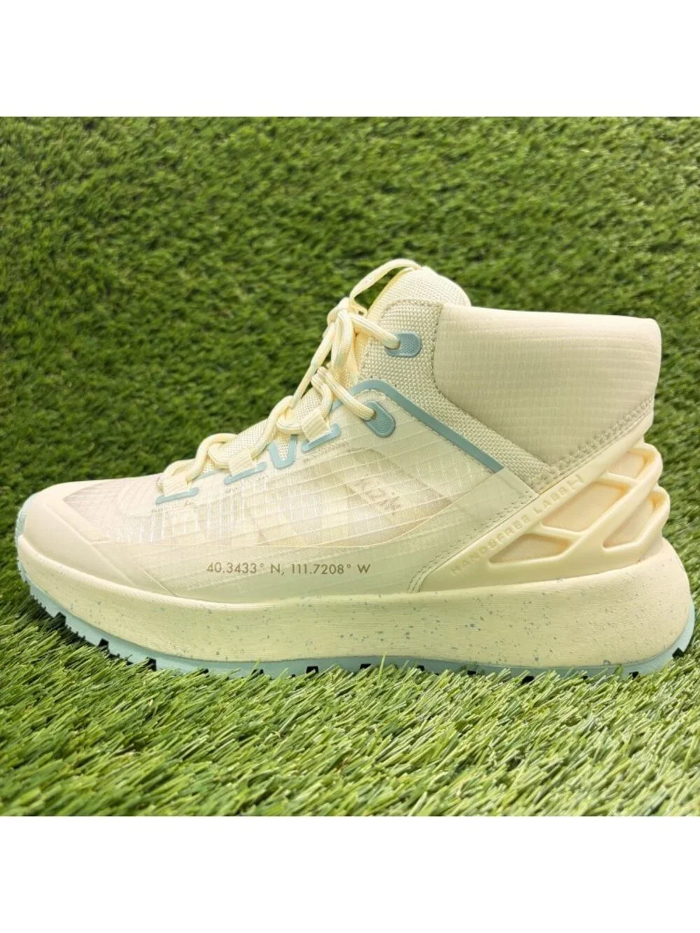 Kizik Wasatch Mid Mens Size 8.5EE Cream Blue Outdoor Hands Free Hiking Boots